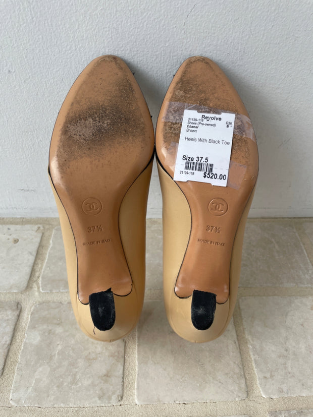 Chanel Size 37.5 Shoes (Pre-owned)