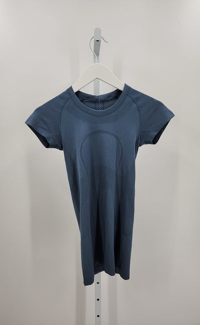 Lululemon 2 Activewear (Pre-owned)