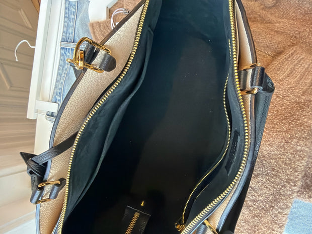 Louis Vuitton Handbags (Pre-owned)