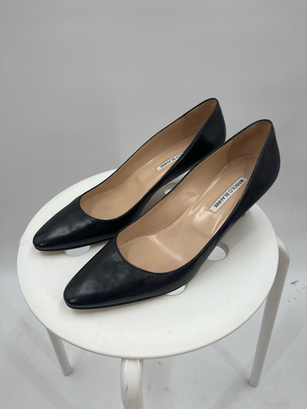 Manolo Blahnik Size 42 Shoes (Pre-owned)