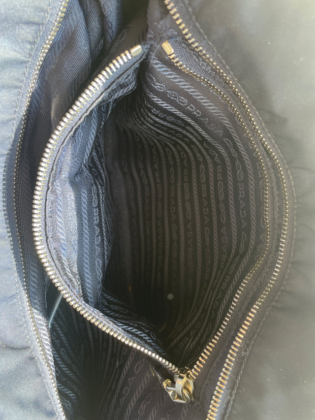 Prada Handbags (Pre-owned)
