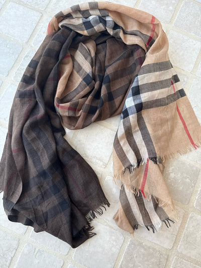 Burberry Scarves (Pre-owned)