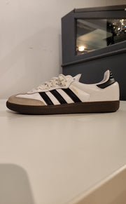 Adidas Size 5.5 Sneakers (Pre-owned)