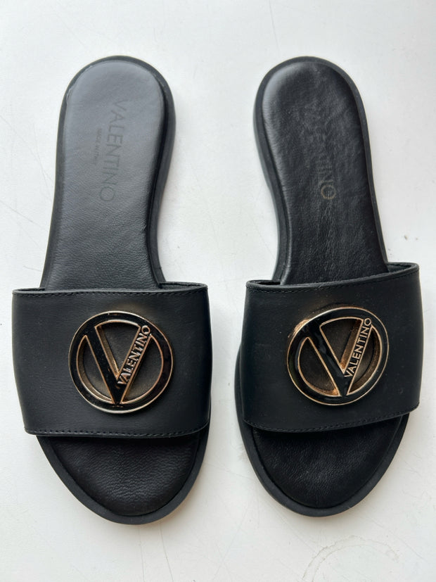 Valentino Size 7 Shoes (Pre-owned)