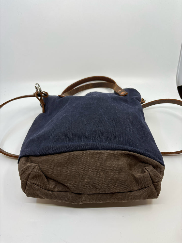 Burn Bags Handbags (Pre-owned)