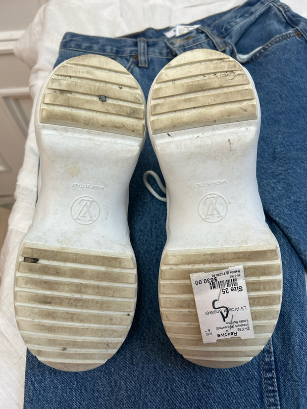 Louis Vuitton Size 35 Sneakers (Pre-owned)