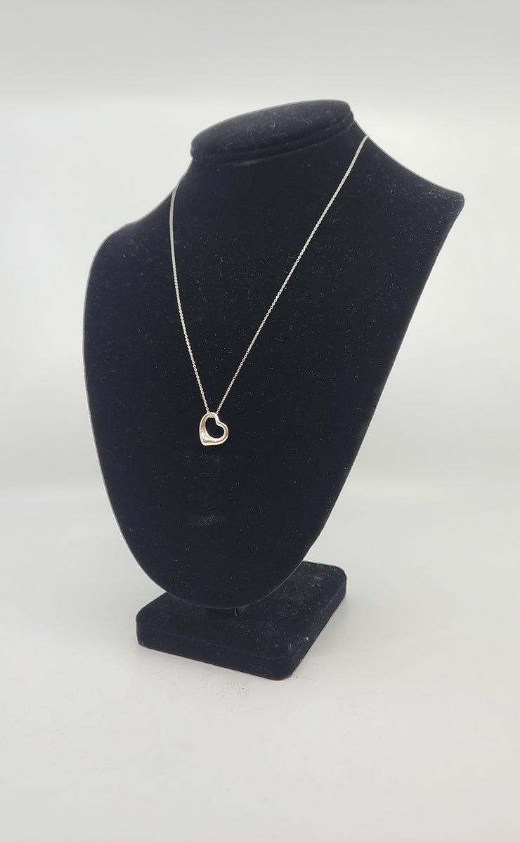 Tiffany & Co Necklaces (Pre-owned)