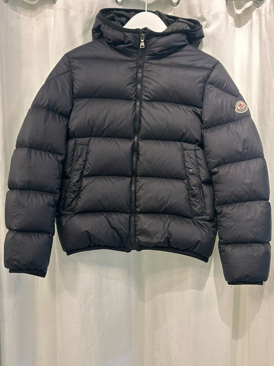 Moncler Jackets INDOOR (Pre-owned)