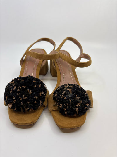 Zara Size 37 Shoes (Pre-owned)