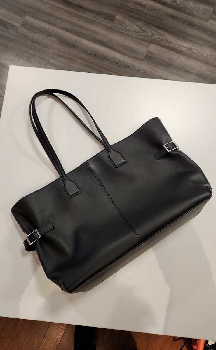 Flattered Handbags (Pre-owned)