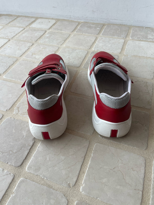 Prada Size 37.5 Sneakers (Pre-owned)