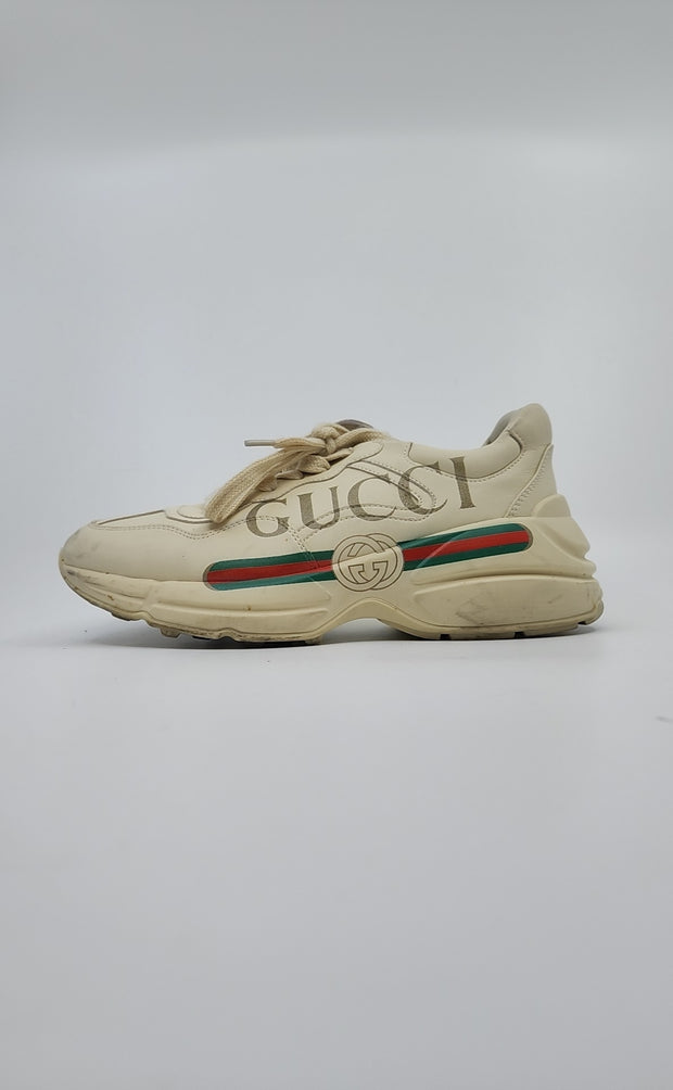 Gucci Size 39 Sneakers (Pre-owned)