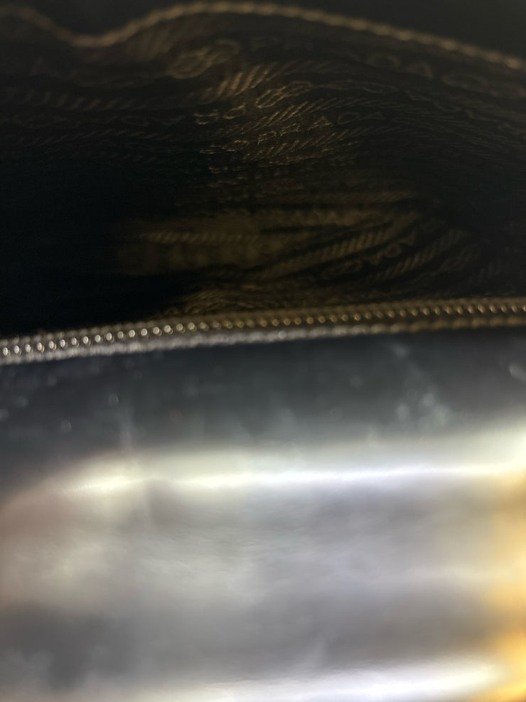 Prada Handbags (Pre-owned)