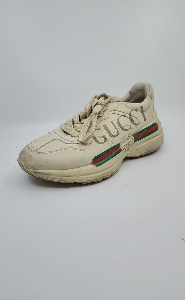Gucci Size 39 Sneakers (Pre-owned)