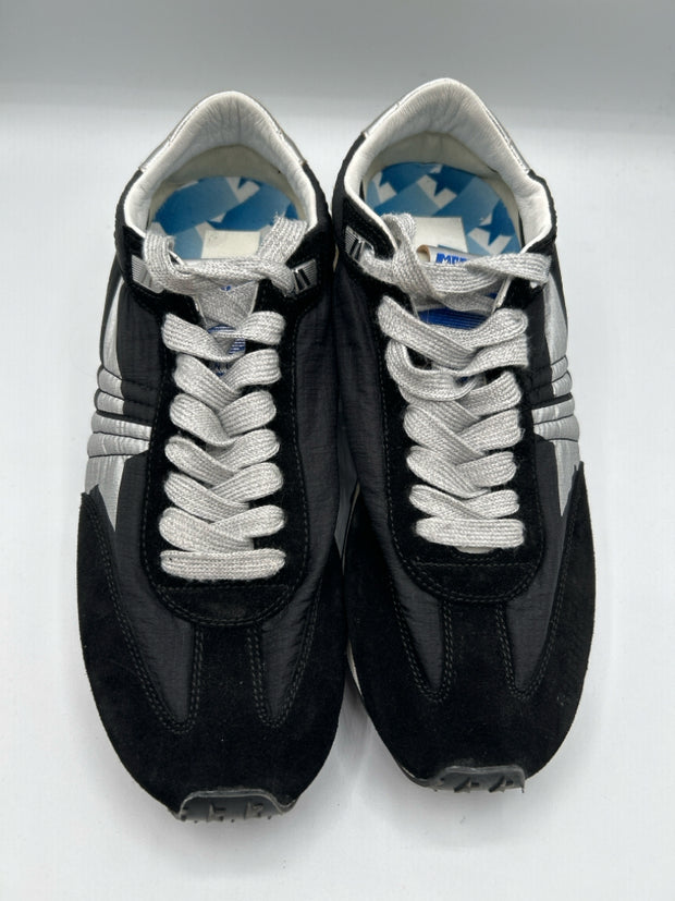 Golden Goose Size 8 Sneakers (Pre-owned)