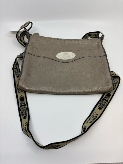Fendi Handbags (Pre-owned)
