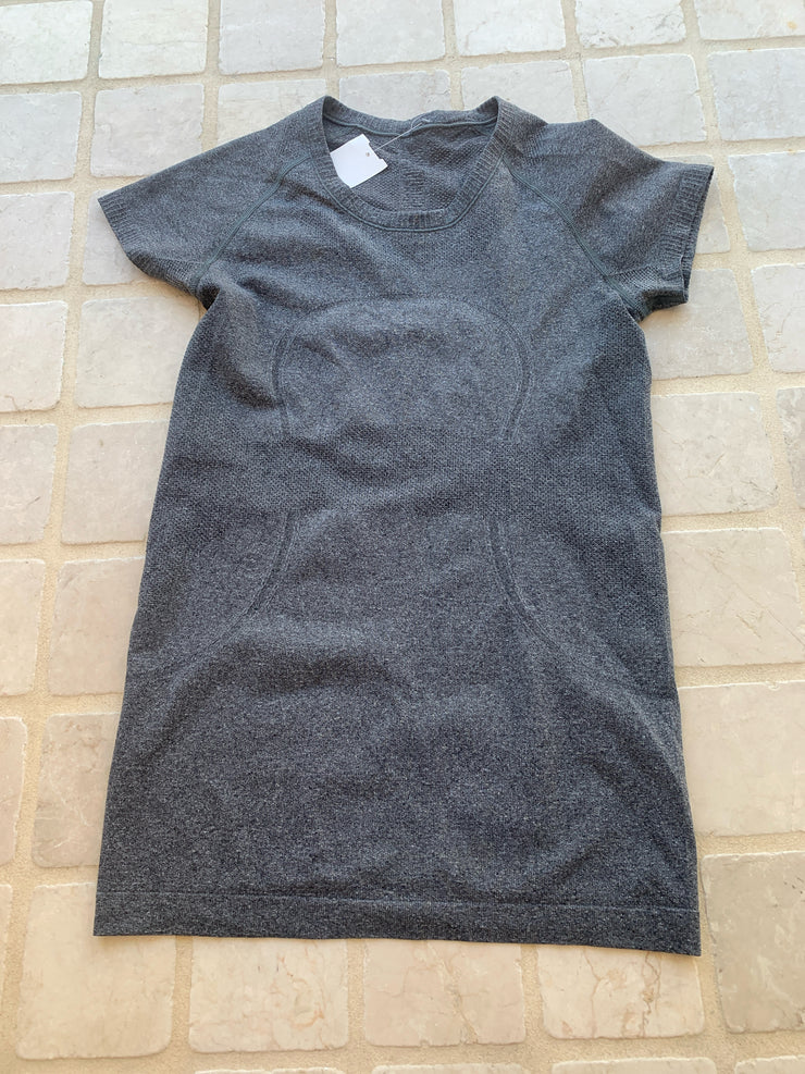 Lululemon 6 Activewear (Pre-owned)