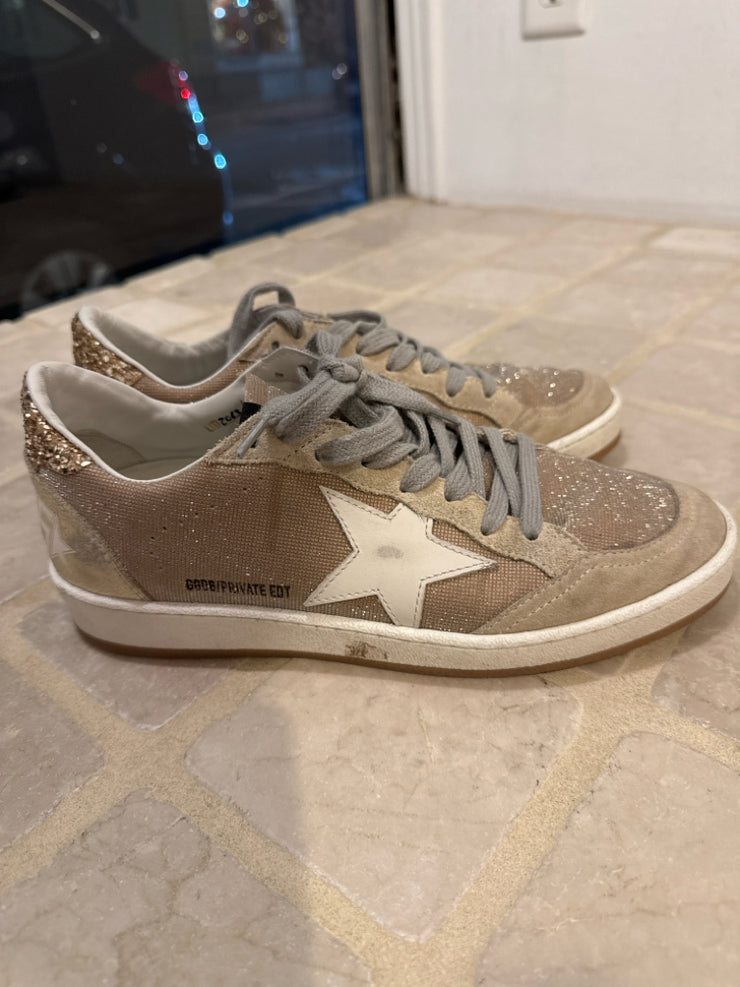 Golden Goose Size 37.5 Shoes (Pre-owned)