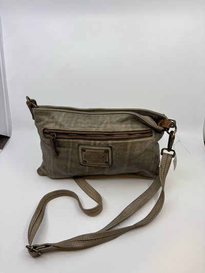 Pelletteria Handbags (Pre-owned)