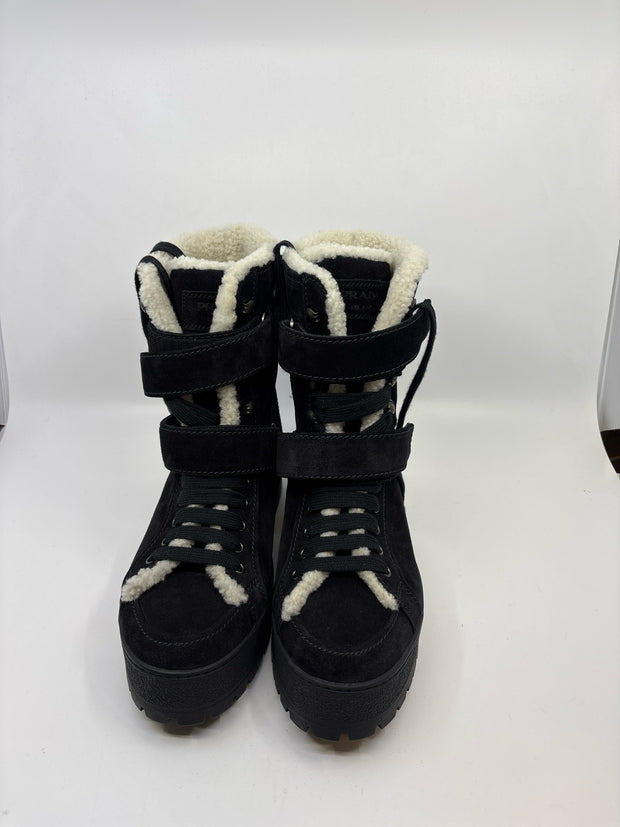 Prada Size 39 Boots (Pre-owned)