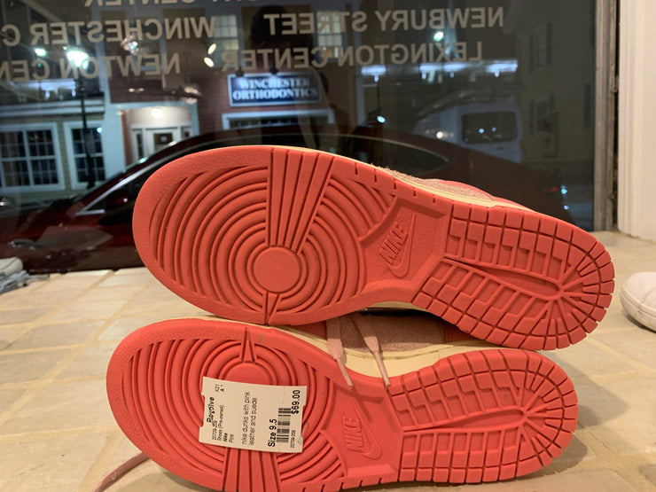 Nike Size 9.5 Shoes (Pre-owned)