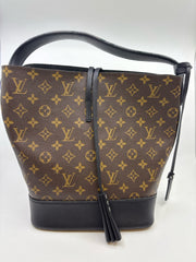 Louis Vuitton Handbags (Pre-owned)