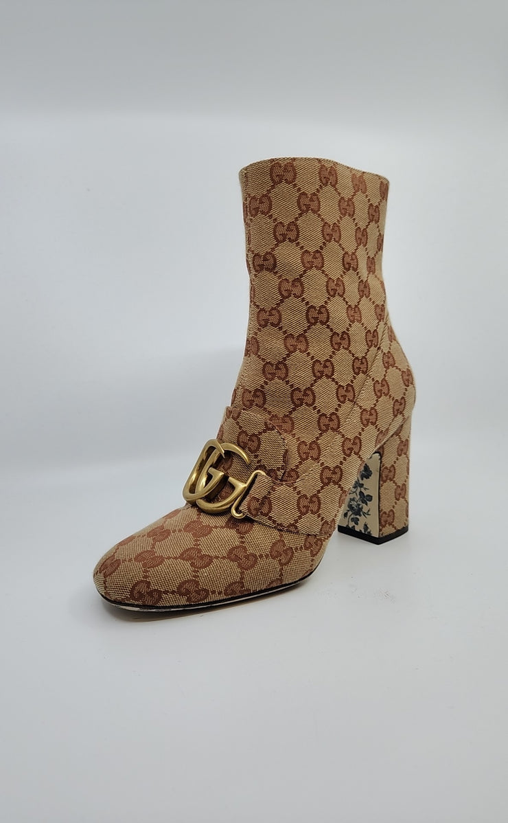 Gucci Size 39 Boots (Pre-owned)