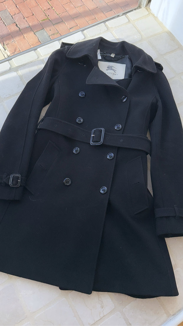 Burberry London Size 6 Jackets OUTDOOR (Pre-owned)