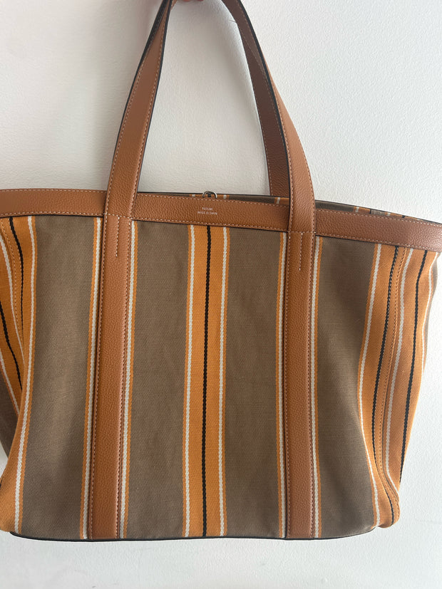 totem Handbags (Pre-owned)