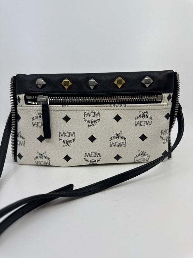 MCM Handbags (Pre-owned)