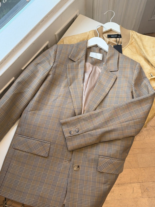 The Chemi Jackets INDOOR (Pre-owned)