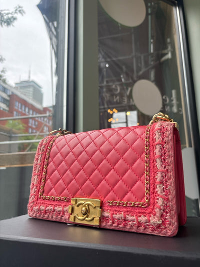 Chanel Handbags (Pre-owned)