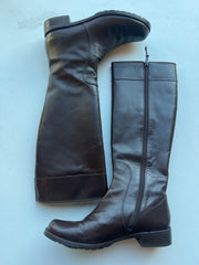 Stuart Weitzman Size 7 Boots (Pre-owned)