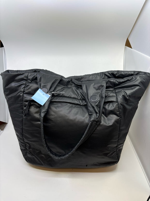 Caara Handbags (Pre-owned)