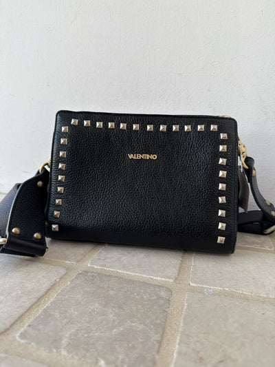Mario Valentino Handbags (Pre-owned)