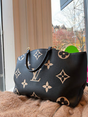 Louis Vuitton Handbags (Pre-owned)