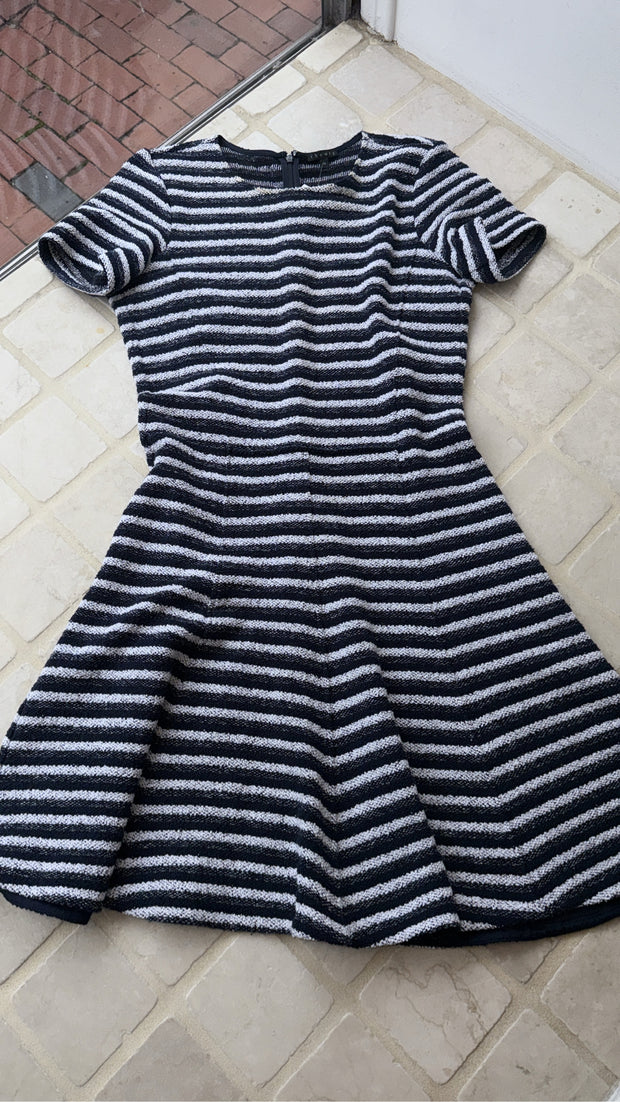 Theory Size 10 Dresses (Pre-owned)