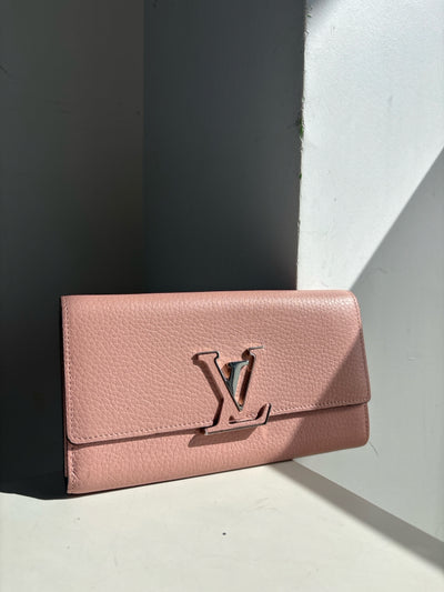 Louis Vuitton Wallets (Pre-owned)