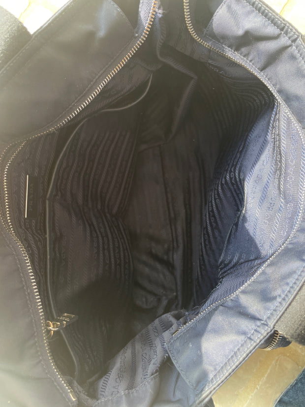 Prada Handbags (Pre-owned)