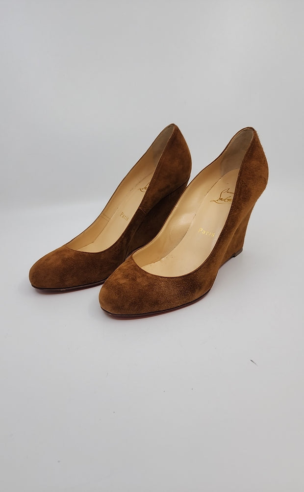 Christian Louboutin Size 39 Shoes (Pre-owned)