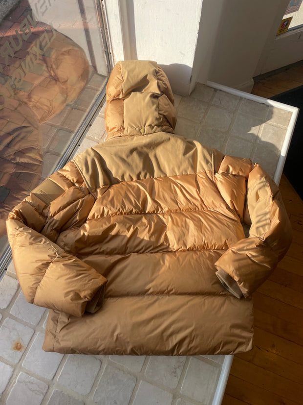 Burberry Size L Jackets OUTDOOR (Pre-owned)