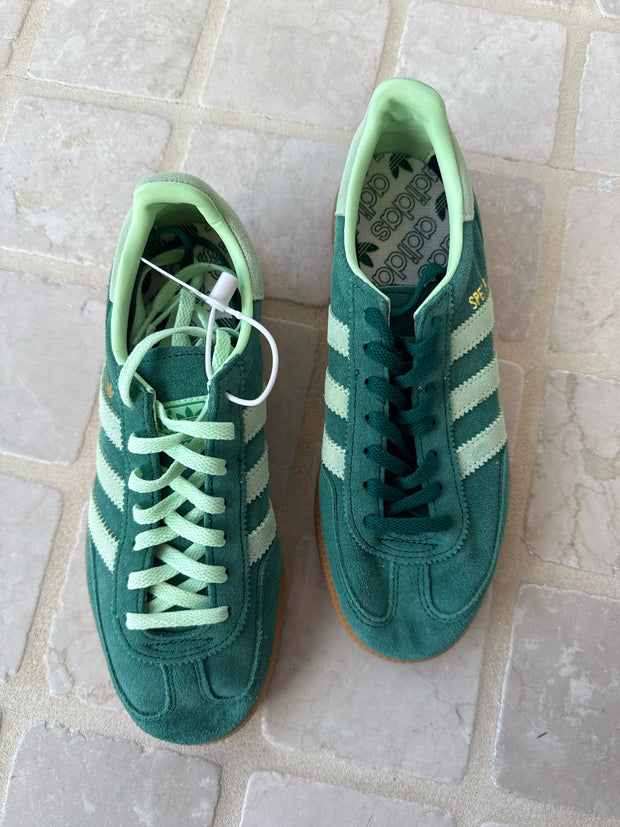 Adidas Size 5.5 Shoes (Pre-owned)