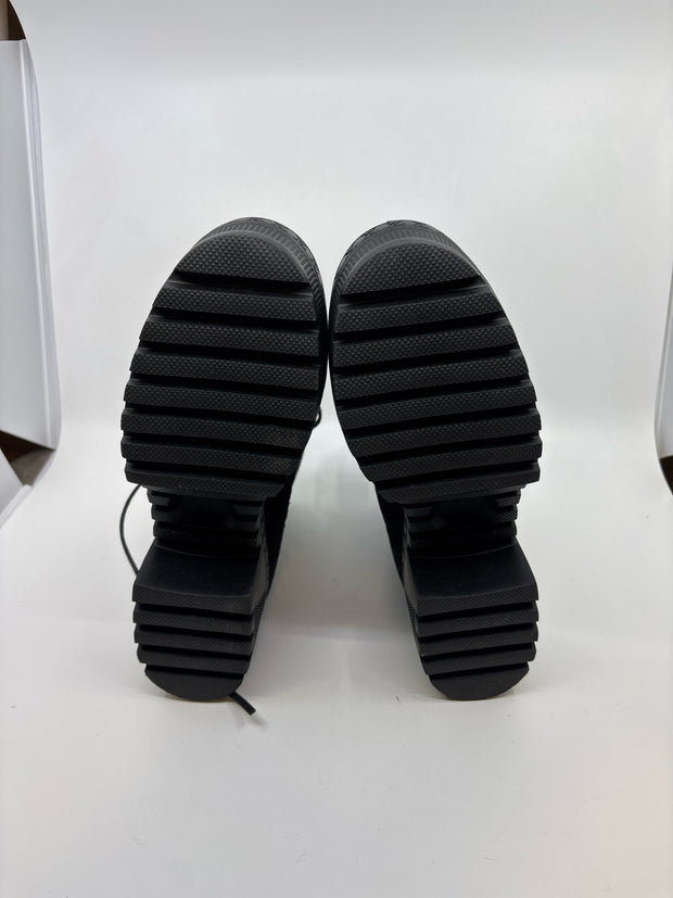 Louis Vuitton Size 42 Boots (Pre-owned)