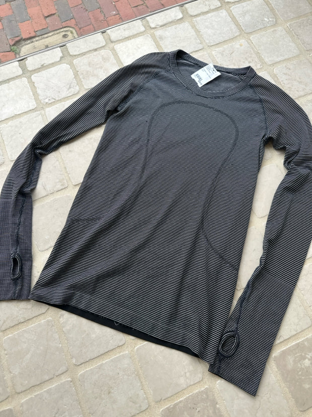 Lululemon 6 Activewear (Pre-owned)