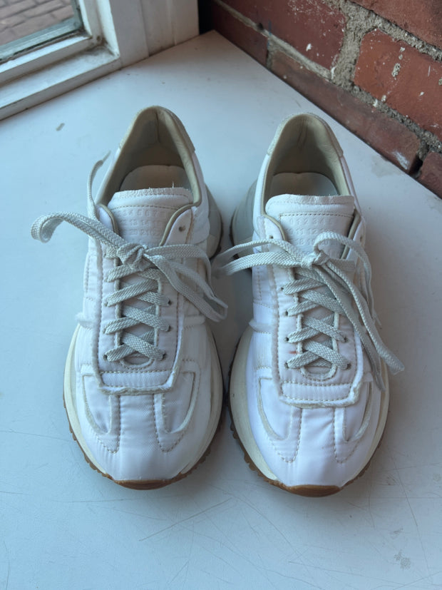 Maison Margiela Size 37 Sneakers (Pre-owned)