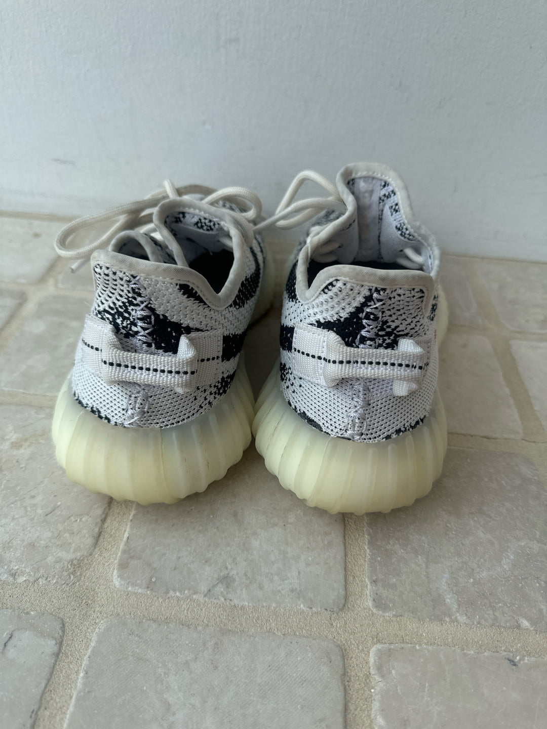 Yeezy cheapest Toddler Sneakers