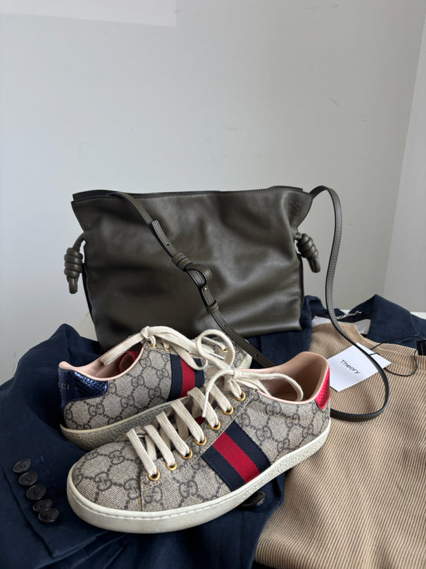 Gucci Size 35.5 Sneakers (Pre-owned)