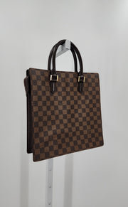 Louis Vuitton Handbags (Pre-owned)