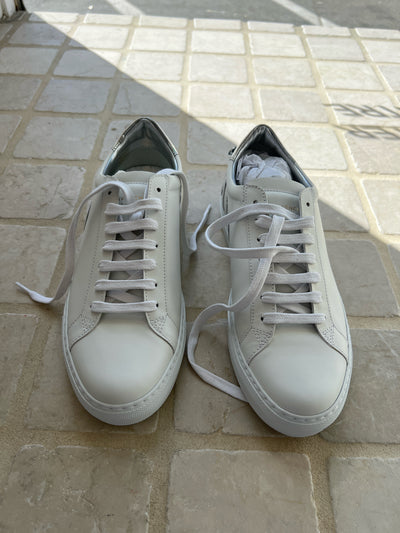 Givenchy Size 40 Sneakers (Pre-owned)