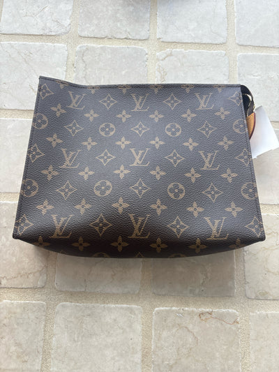 Louis Vuitton Handbags (Pre-owned)